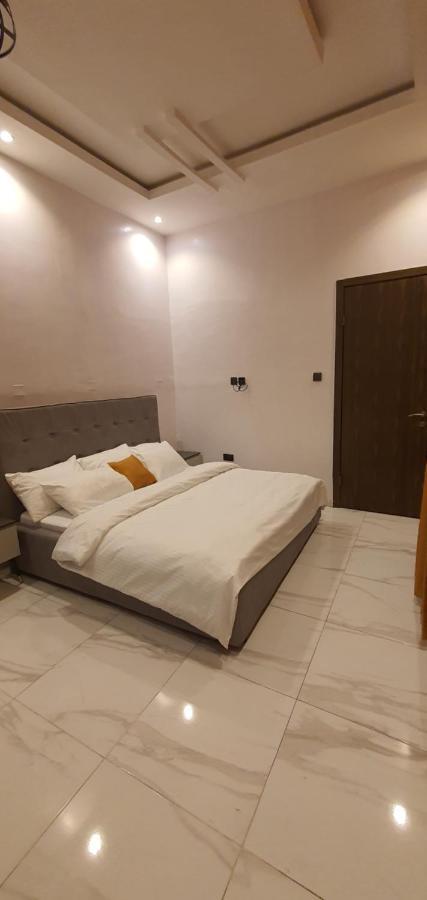 Sapphire Residences By Crystal Ikeja Exterior foto